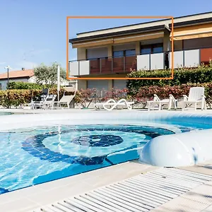 Hygge Family - One Step Away From The Lake!!! Italien
