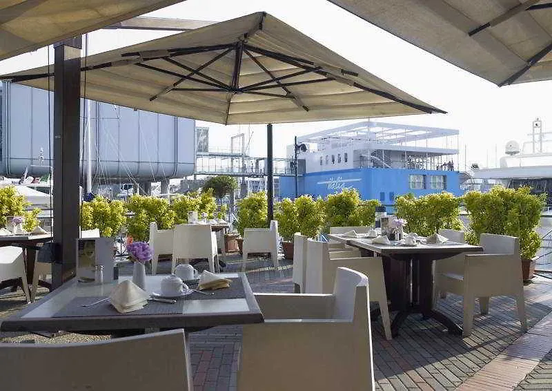 Отель Nh Collection Genova Marina