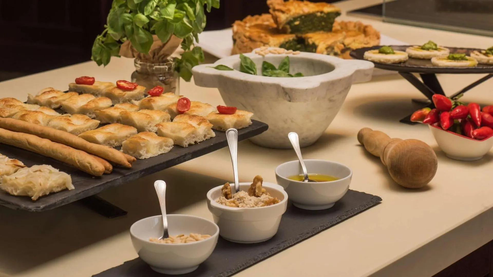 Nh Collection Genova Marina Hotel 4*,
